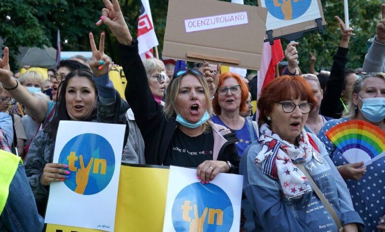 Polands ruling coalition divides over womens rights