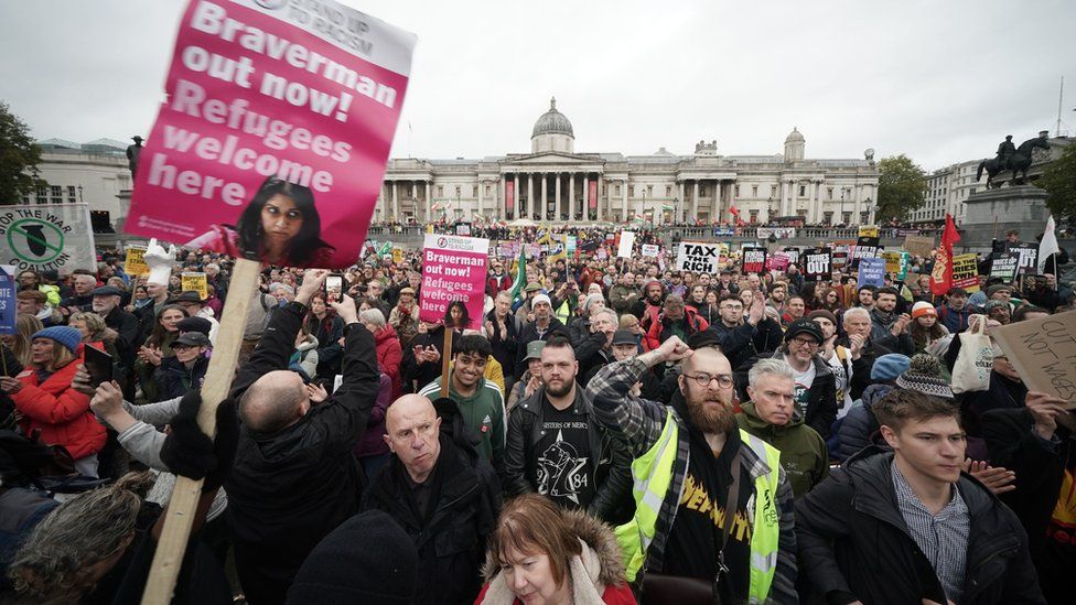 The extreme right after the riots in britain