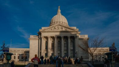 Vital election races in wisconsin are awfully close