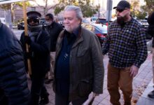 Steve bannon must report to prison republicans woo minorities