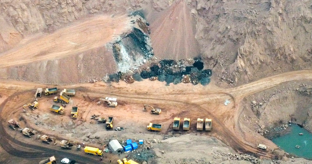 Gold aussie mines raised rivals selling million canada china these just mine plutonic mining batchelor panoramio tony northern courtesy star