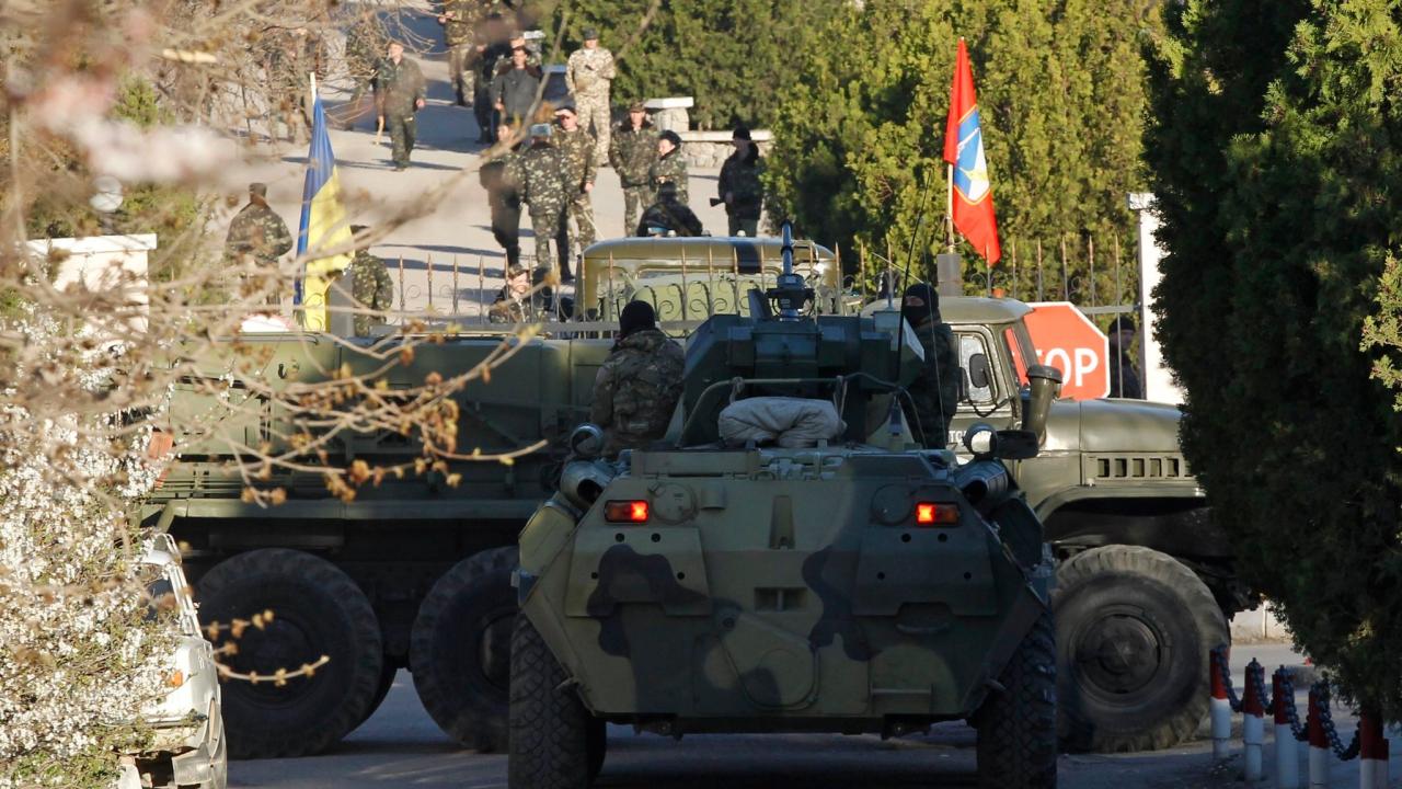 Russian ukrainian crimea forces over last ukraine times york take troops bases assault military world nyt europe