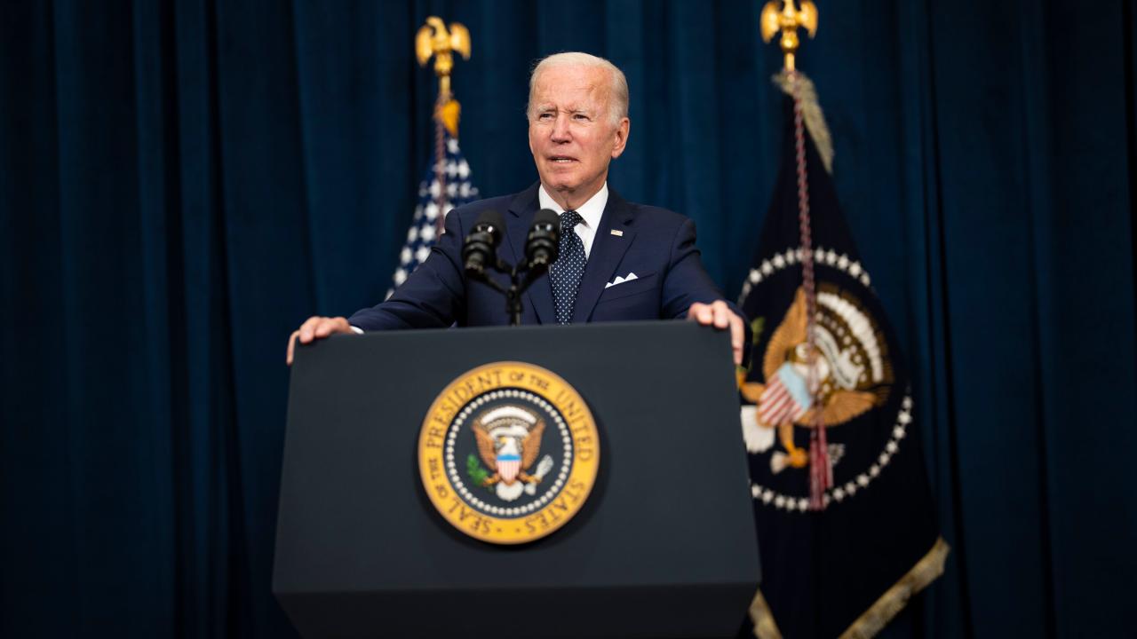 Momentum against joe biden is mounting again