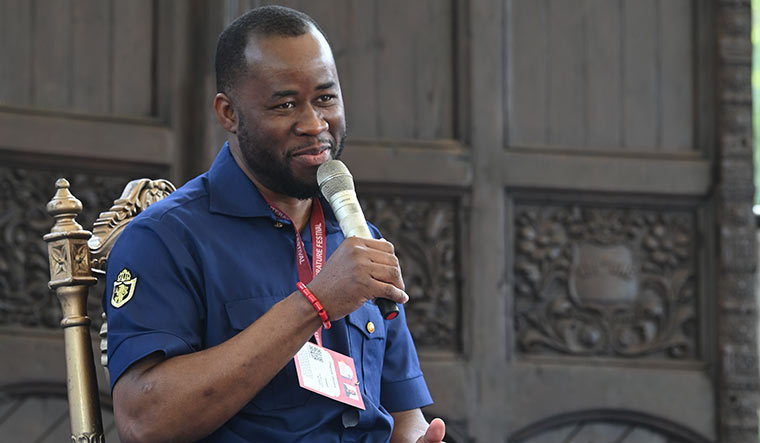 Chigozie obiomas visceral novel explores nigerias civil war