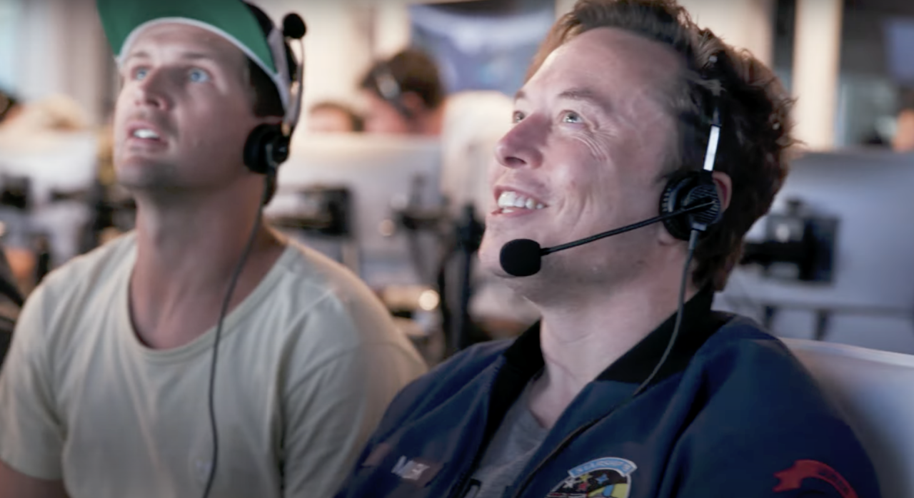 Elon musks starship makes a test flight without exploding