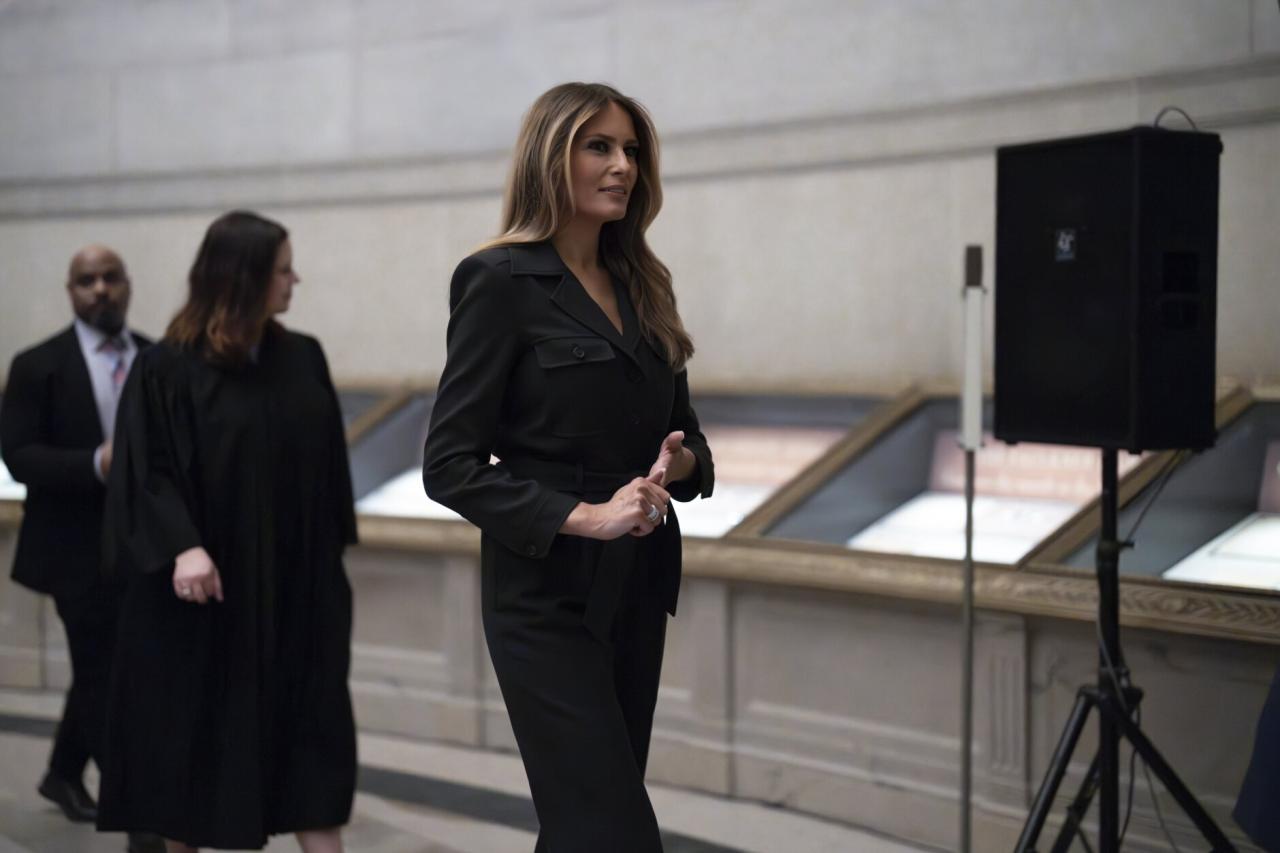 Melania trump donald president