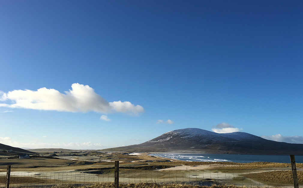 Rogue otters and vicious letterboxes on the campaign trail in the outer hebrides