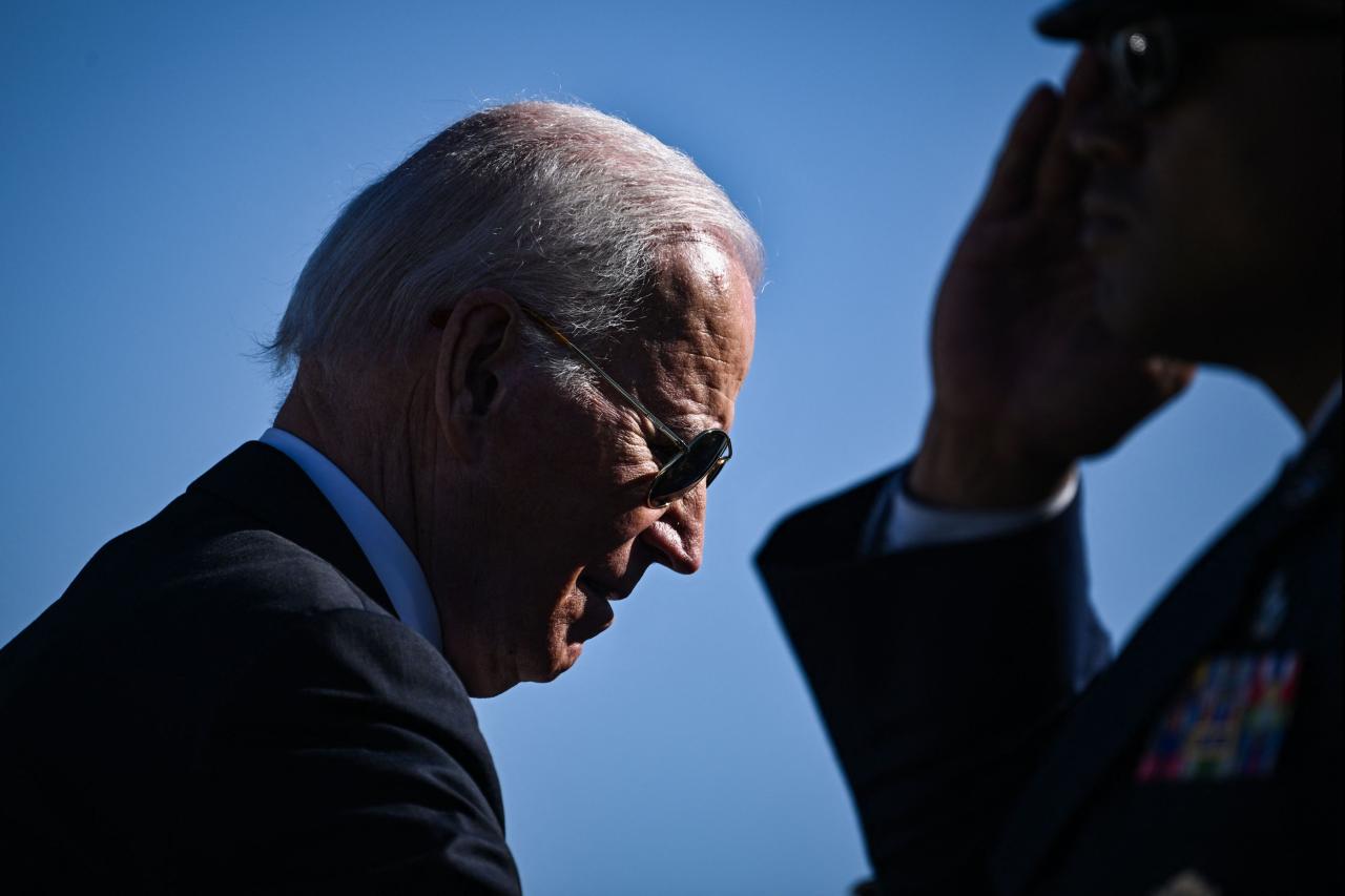 Biden Temporarily Vanished From Google’s Presidential Search History