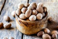 How to Use Black Nutmeg and Clove for Natural Pain Relief