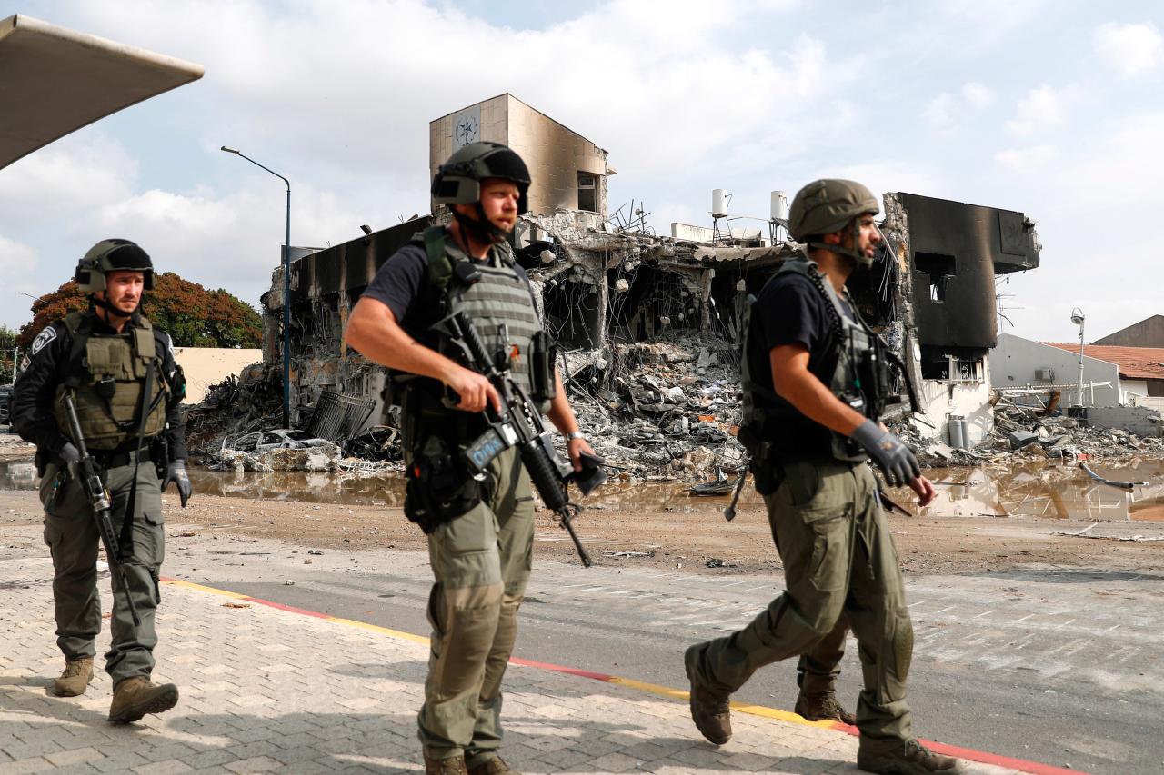 Talk of war between israel and lebanon is growing