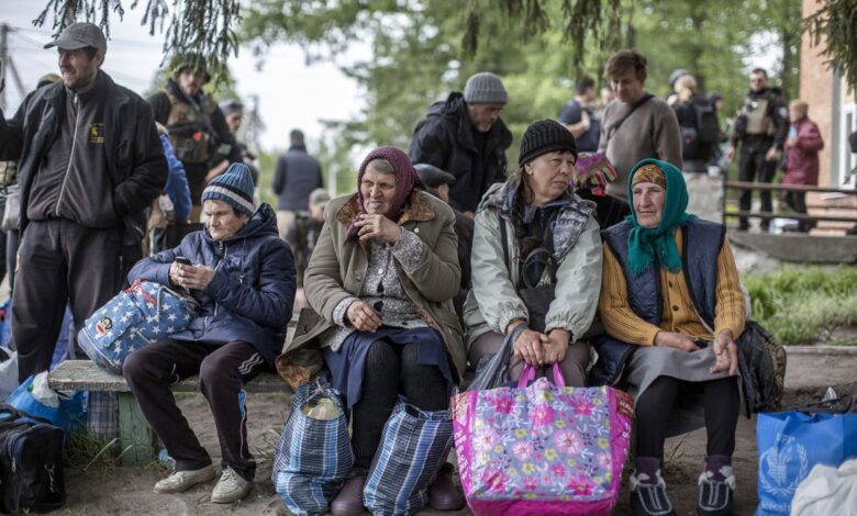 As the russians advance towards kharkiv ukrainians head to the dance floor