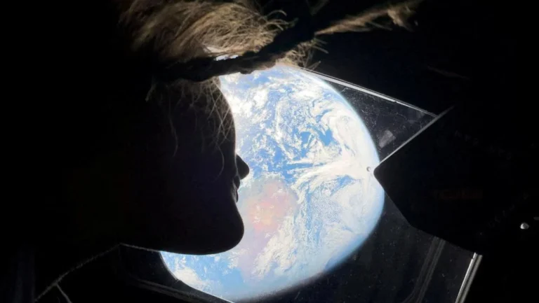 Christina Koch Becomes First Woman to Fly Around the Moon, Igniting Global Inspiration and Strengthening Ghana’s STEM Ambitions