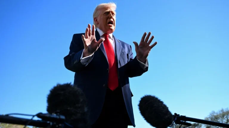 Donald Trump Pursues Permanent Nuclear Accord with Iran Amid Rising Regional Tensions and Naval Blockade