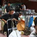 Hiruk Pikuk Pedagangan di Pasar Grosir Guangzhou