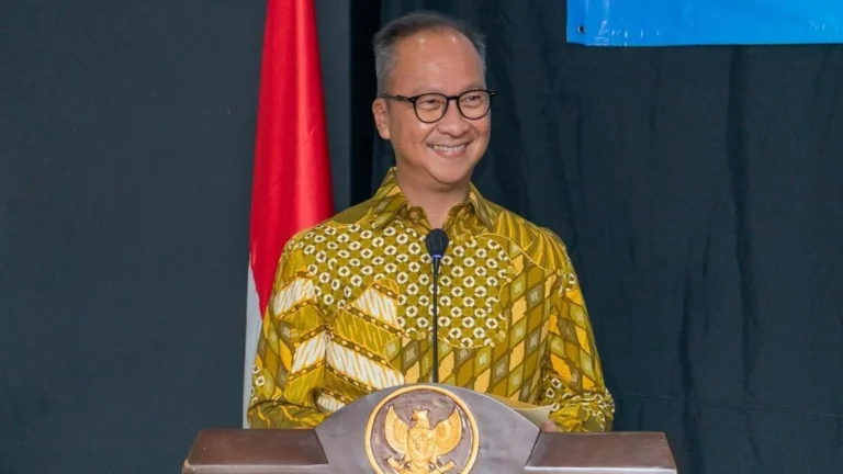 Indonesian Textile Industry Attracts IDR 20 Trillion in Investment, Employs 3.9 Million Workers, Says Industry Minister