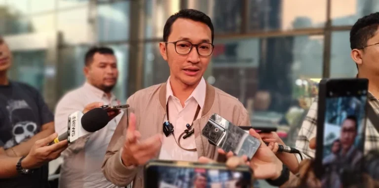 KPK Prioritizes Customs and Excise Corruption Probe Amidst Internal Reporting Controversy