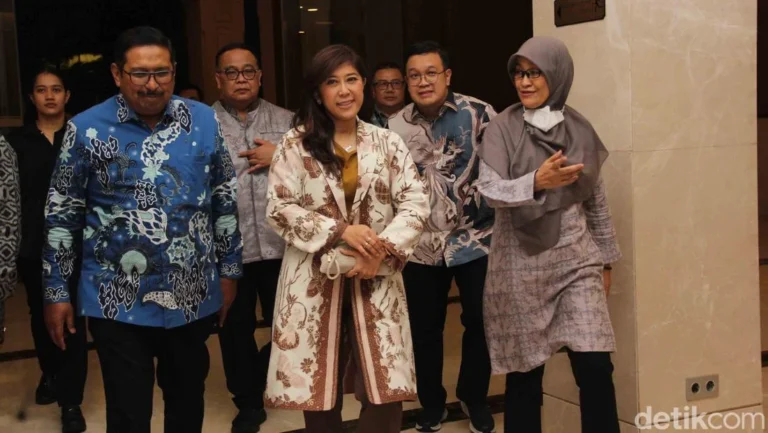 Minister Meutya Hafid Lauds Detikcom’s Digital Connectivity Awards 2026, Championing Collaborative Efforts for an Inclusive Digital Indonesia