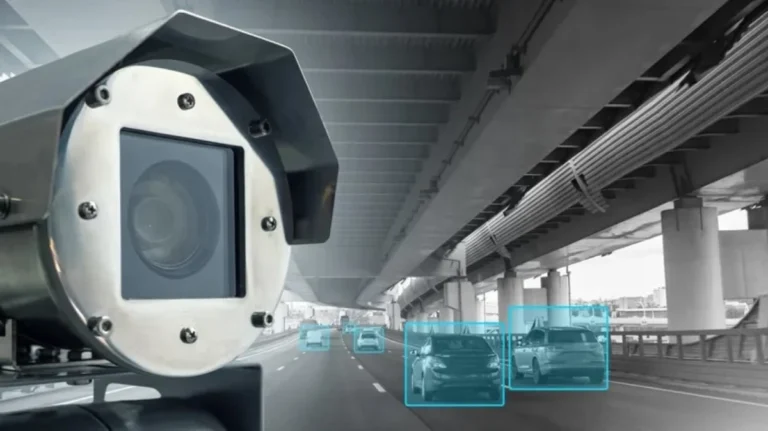New Generation of Electronic Traffic Cameras Makes Drivers Harder to Evade Violations