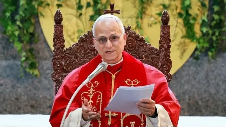 Opposing War Pope Leo XIV Declares He Does Not Fear Trump Amid Tensions Over Middle East Conflict