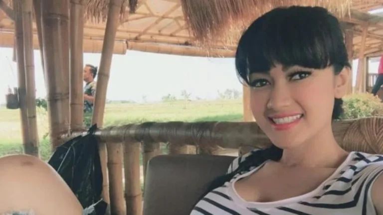 Raffi Ahmad Upholds Dying Wish of Julia Perez as Mother Faces Financial Hardship, Offering Support for Apartment Sale