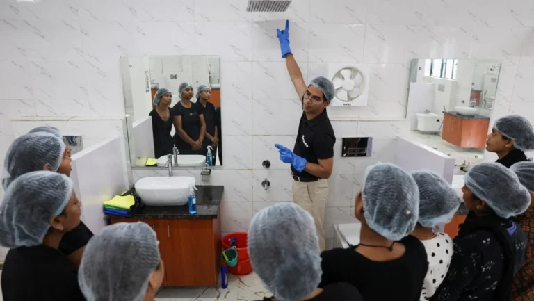 The Digitalization of Domestic Work: India’s Gig Economy Transforms Household Services with Online Platforms and Professionalized Labour