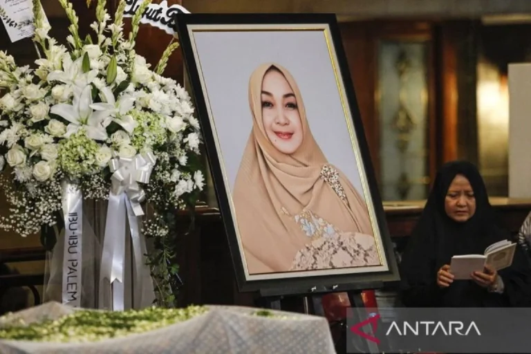 The Passing of Hj. Rugaiya Usman Wiranto: A Nation Mourns the Enduring Matriarch