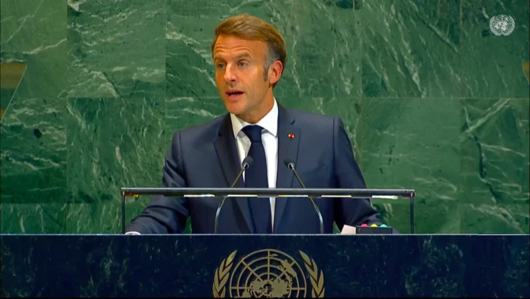 AS-Iran Sepakat Damai, Macron Minta Selat Hormuz Segera Dibuka Tanpa Syarat