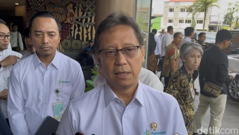 Health Minister Budi Gunadi Sadikin Upholds Independence of Medical Discipline Council Amid Controversial Sentencing of Dr Ratna Setia Asih