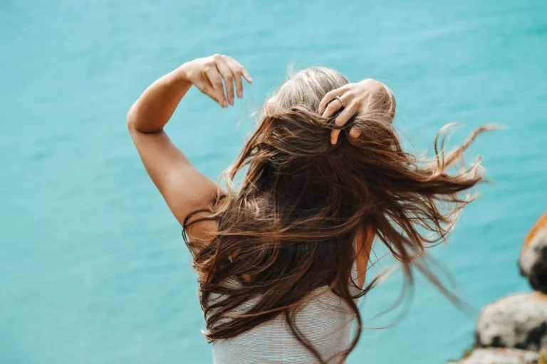 The Enduring Challenge of Oily Hair: Understanding Causes and Effective Management Strategies