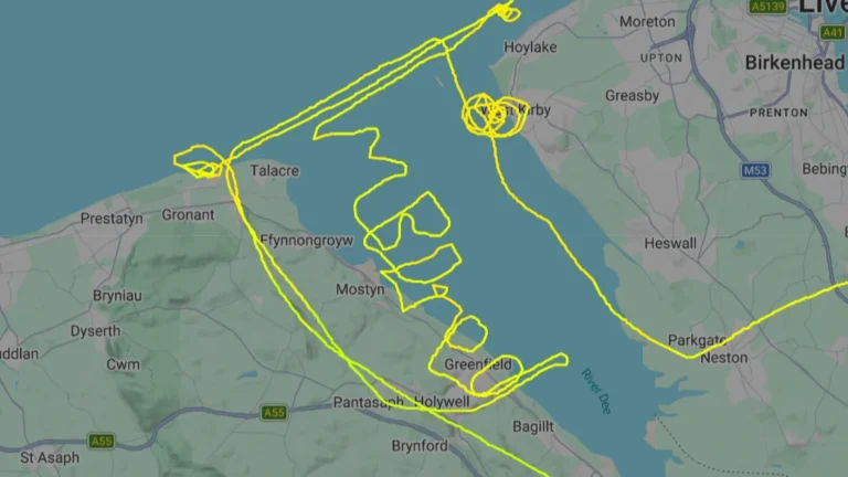 British Flight Instructor Captures Global Attention After Tracing Message Across Flight Tracking Software During Regional Test Flight