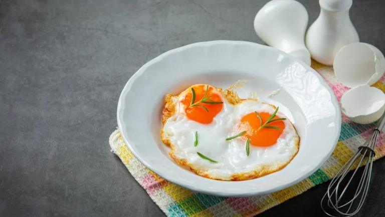 Fried Eggs vs. Omelets: Which is More Nutritious? Insights from an IPB Nutrition Expert