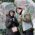 Dewi Gita Asyik Kulineran, Minum Kopi hingga Makan Es Krim di Jepang