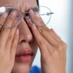 Pantang Kucek saat Mata Kelilipan! Dokter Jelaskan Pertolongan Pertama Paling Aman
