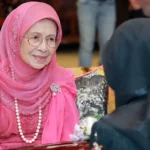 Siti Nurhaliza pays final respects as Malaysia mourns the passing of Tun Dr. Siti Hasmah at age 100