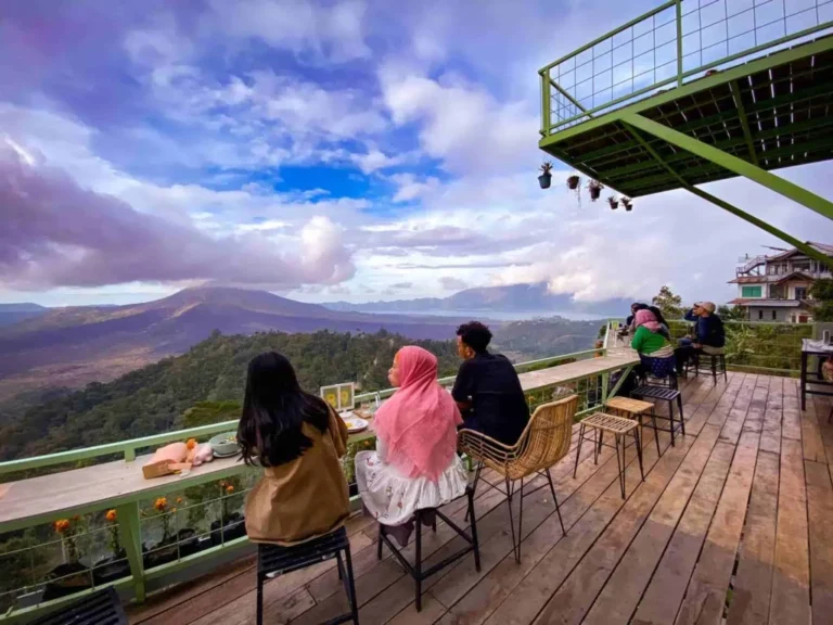 5 Best Scenic Cafes in Kintamani Bali for an Unforgettable Experience