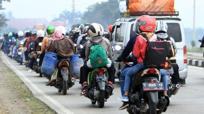 Government Confirms Permission for 2021 Eid al-Fitr Mudik Amidst Ongoing Pandemic Restrictions