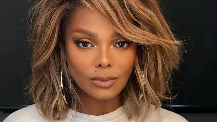 Janet Jackson Defies Age and Captivates Audiences at the Dancers Against Cancer Gala with Timeless Elegance