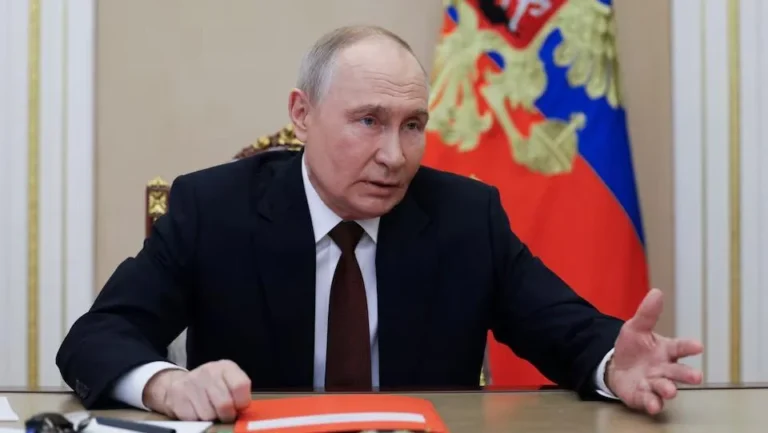 Menanti Pertemuan Putin dan Zelensky