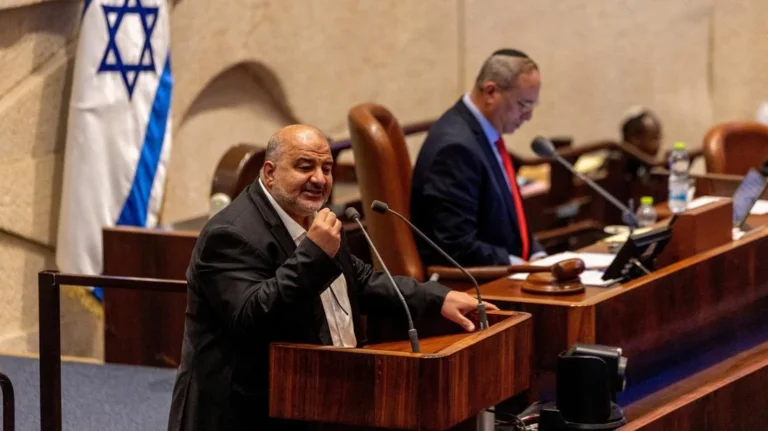Partai Arab Israel Incar Koalisi dengan Oposisi demi Gulingkan Netanyahu