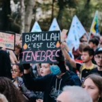 Prancis Kerahkan 70.000 Aparat Keamanan di Paris untuk Cegah Kerusuhan Nasional Akibat Pembatasan Demonstrasi