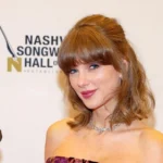 Taylor Swift Makes History at the Nashville Songwriters Hall of Fame While Sparking Global Curiosity Over a Dress Resembling Indonesian Batik